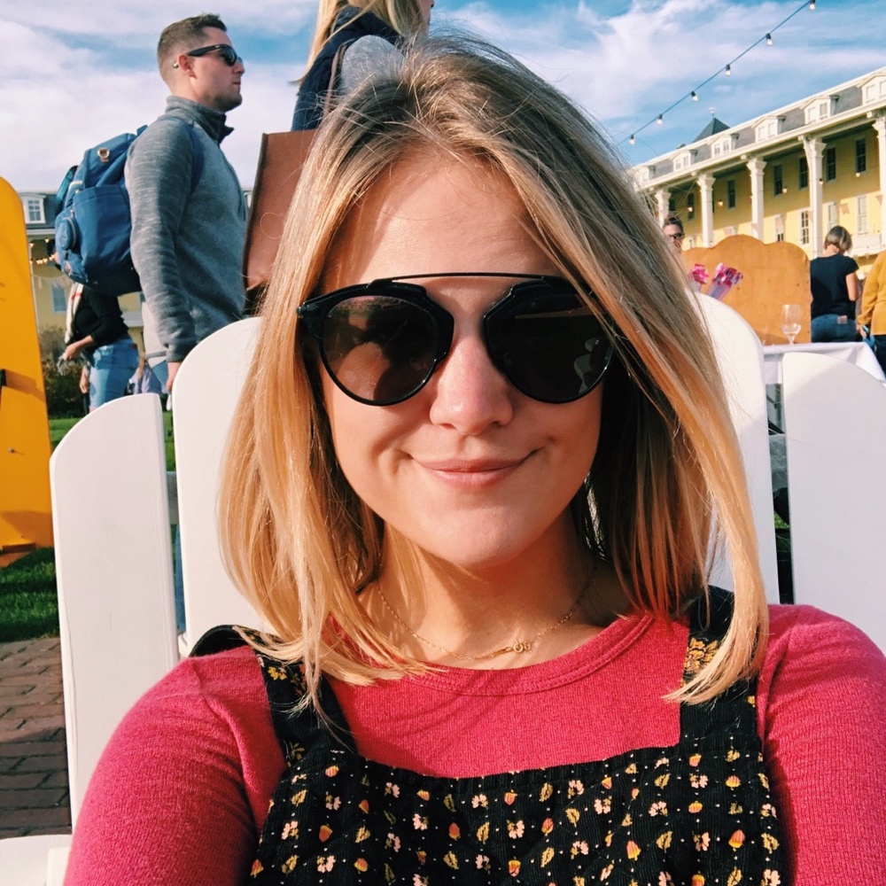 Meet your Posher, Mackenzie